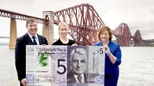 Първи пластмасови банкноти във Великобритания